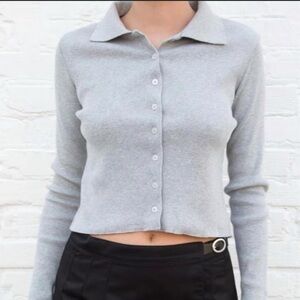< Brandy Melville Gray Ribbed Collared Cropped Top >